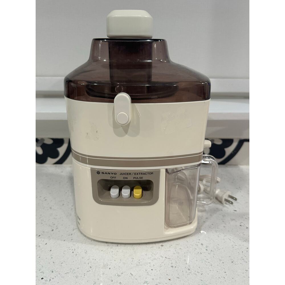 Sanyo Juicer Extractor Sherbet Maker SJ-3000 Vintage Tested & Works